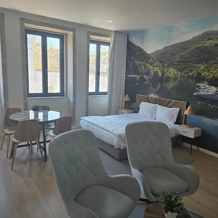 Fontainhas Douro Flats