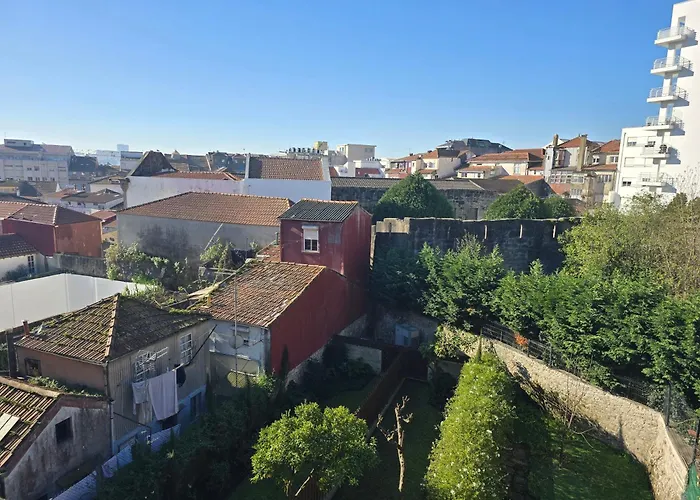 Fontainhas Douro Flats